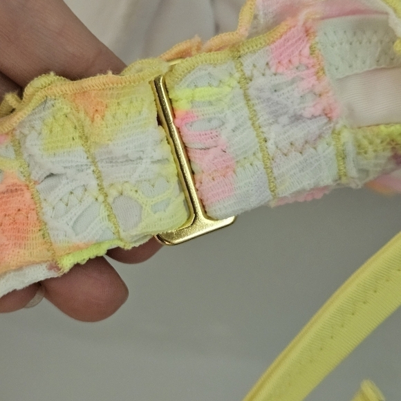 Victorias secret watercolor - Picture 3 of 7